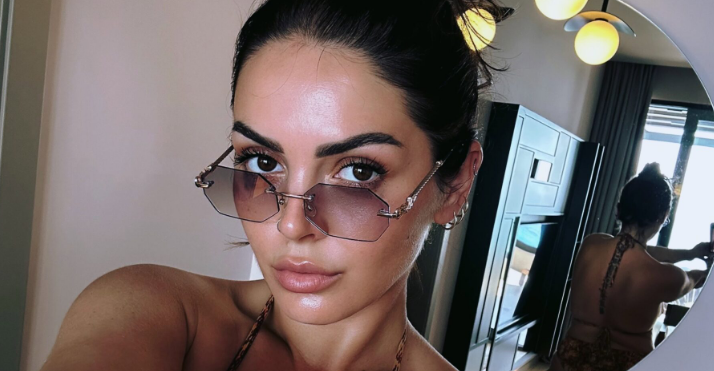 Pasi humbi shumë kilogramë, Fifi publikon me krenari foto me bikini