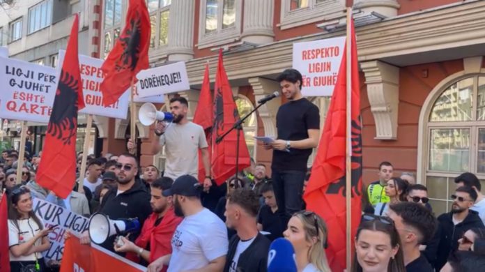 Mevlan Ademi: Nga premtimi për një javë, te pritja mbi gjashtë muaj – provimi i jurisprudencës ende askund në shqip